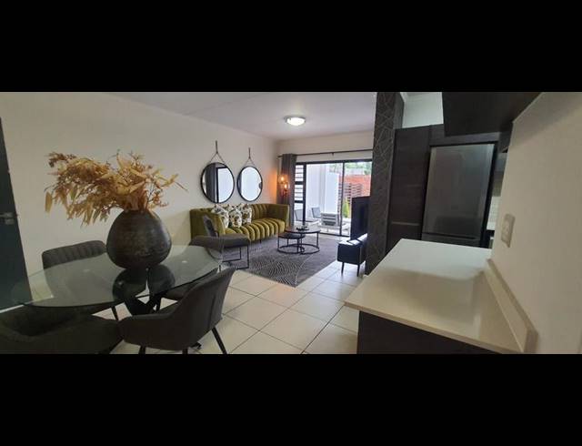 3 BEDROOM APARTMENT FOR SALE IN OLIVEDALE